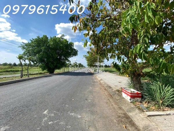 BÁN GẤP ĐẤT THỔ CƯ AN HẠ, BÌNH CHÁNH: SỔ ĐỎ TRAO TAY, DIỆN TÍCH 100M2, GIÁ NHỈNH 2 TỶ - CƠ HỘI