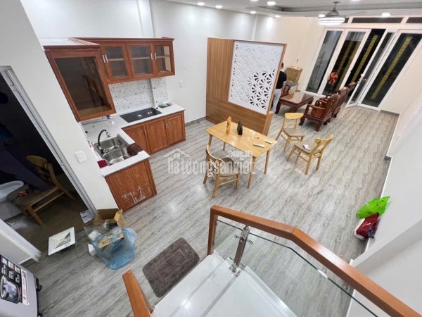 CƠ HỘI VÀNG CHO NHÀ MỚI - CHỈ 4.95 TỶ, VỊ TRÍ SIÊU ĐẸP GẦN CHỢ HIỆP PHÚ