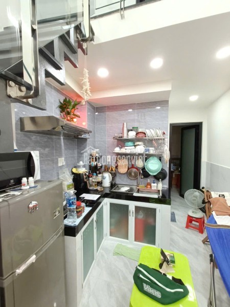 Bán nhà 2 mặt hẻm xe hơi Dương Bá Trạc P1 Q8