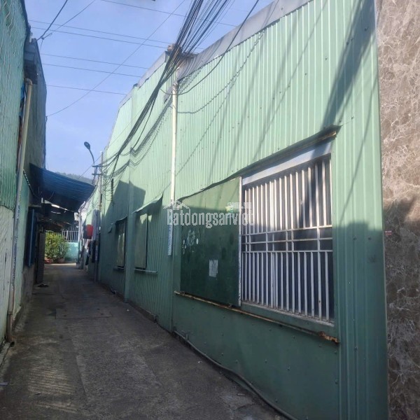 Chính chủ bán nhà MT Hồ Tùng Mậu – Hòa Minh- liên chiều.
– DT > 100m², đường 10m5, vỉa hè 4m
– Sát