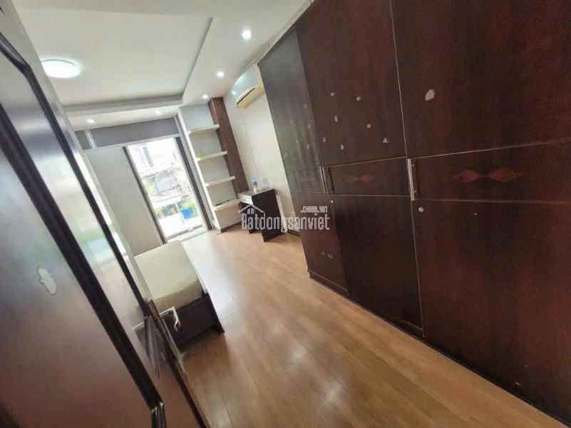 90m2 - Giá 10.2 tỷ - 4PN - Nhà phố view sông đường D5A, Q7
