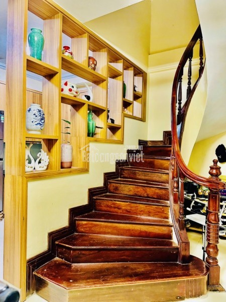 Nhà đẹp Thái Hà, Đống Đa - 61m2 x 4 tầng MT5,3m. Chỉ 21 tỷ