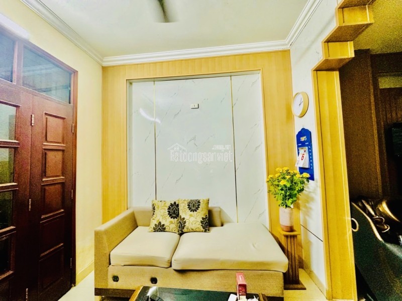 Nhà đẹp Thái Hà, Đống Đa - 61m2 x 4 tầng MT5,3m. Chỉ 21 tỷ