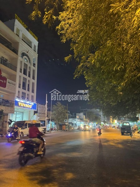 CHỦ GỬI NHÀ 3 TẦNG -HẺM 6M -NHỈNH 4 T.Ỷ