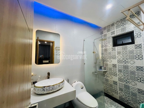 ♣ Nhà 2 mặt Kiệt Núi Thành gần Phan Thành Tài, 73m2 ngang 5m, nhỉnh 3 tỷ