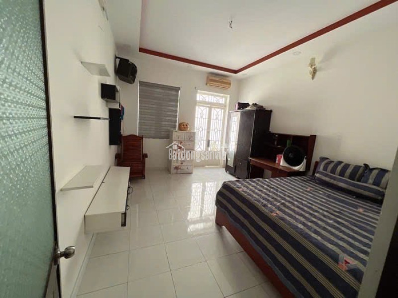 60m2 - Giá 4 tỷ - 2 tầng - 2PN - Hẻm Nguyễn Văn Quỳ, Q7