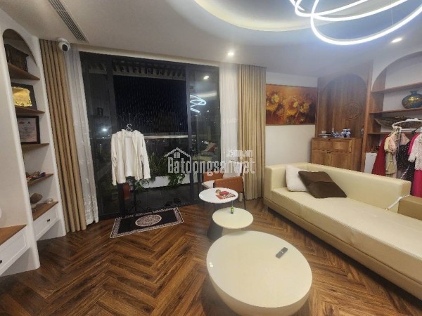 THỤY KHUÊ TÂY HỒ 43M-8 TỶ 100-THANG MÁY 6 TẦNG VÀI BƯỚC RA HỒ
