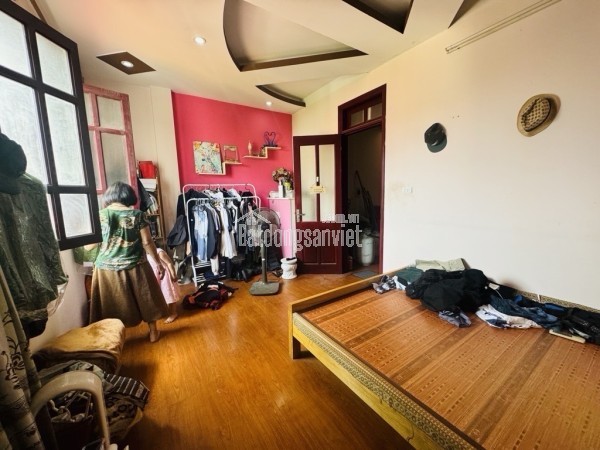 GIẢM CHÀO 800 TRIỆU GIÁ CHÀO MỚI 11.5 TỶ
NGÕ THÔNG- GẦN PHỐ - 2 THOÁNG