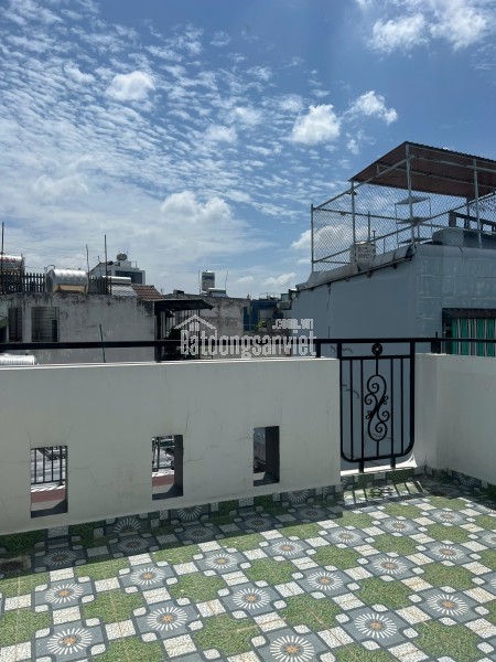 Nhà góc 2 tầng (7.7x13m) gần mặt tiền Dương Bá Trạc P1Q8. Giá 6.2 tỷ