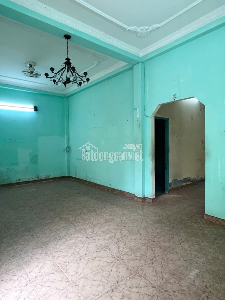 Nhà góc 2 tầng (7.7x13m) gần mặt tiền Dương Bá Trạc P1Q8. Giá 6.2 tỷ
