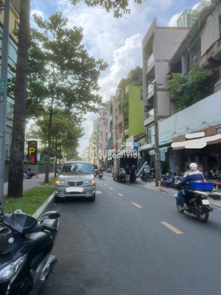Bán gấp nhà mặt tiền Dương Tử Giang P.14 Quận 5, khu kinh doanh sầm uất