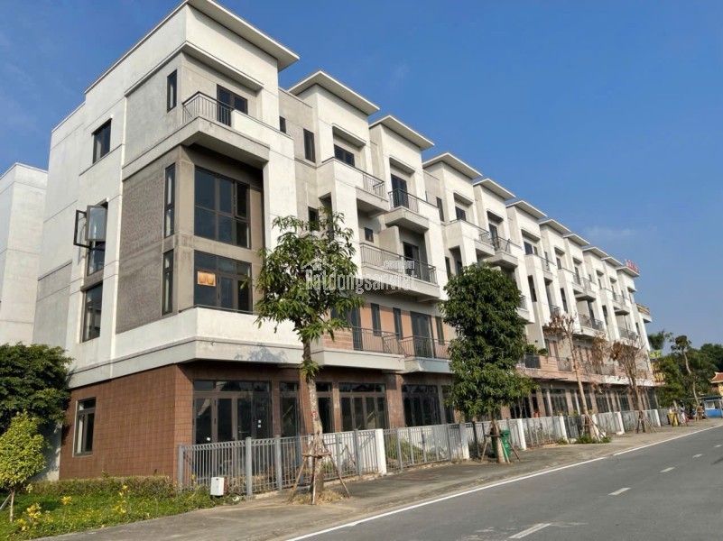 CẦN BÁN SHOPHOUSE 4 TẦNG- HOÀN THIỆN NGOÀI - TẠI ĐÔ THỊ VIP