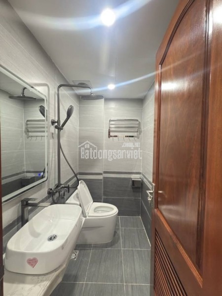 BÁN MẢNH ĐẤT HOÀI ĐỨC - ĐỨC THƯƠNG LÔ GÓC 2 THOÁNG, OTO VÀO ĐẤT - GIÁ TỐT