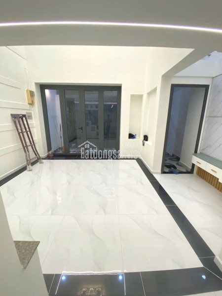 Bán nhà 4 tầng hẻm xe hơi ngay Lê Quang Định DT 42m2 Giá nhỉnh 7 tỷ