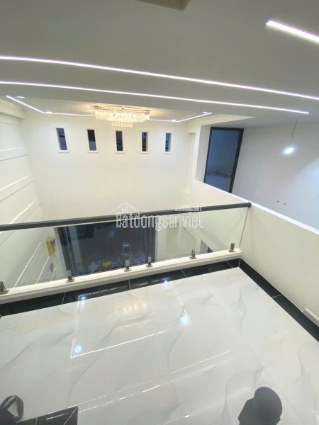 Bán căn nhà hẻm xe hơi Phạm Văn Đồng Quận Bình Thạnh DT 45m2