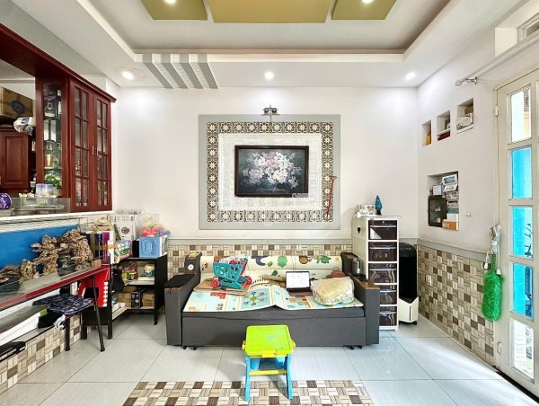 Bán căn nhà hẻm xe hơi Phạm Văn Đồng Quận Bình Thạnh DT 45m2
