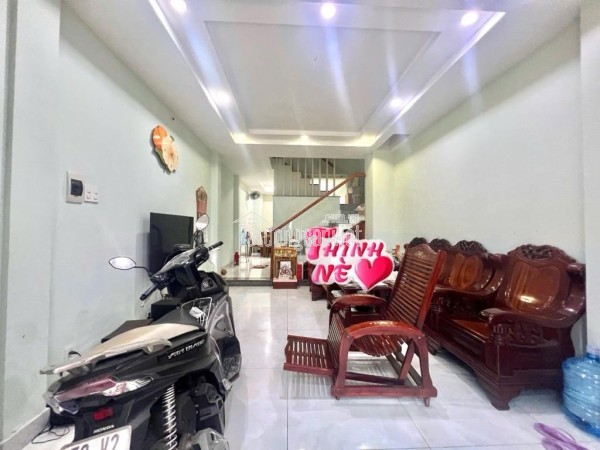 Bán nhà 4 tầng, 4PN, hẻm Quân Sự, Gò Vấp. DT 55m2, SH, giá 7.6 tỷ. LH: 0949606831