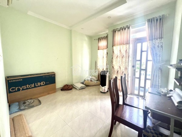 Bán nhà 4 tầng, 4PN, hẻm Quân Sự, Gò Vấp. DT 55m2, SH, giá 7.6 tỷ. LH: 0949606831