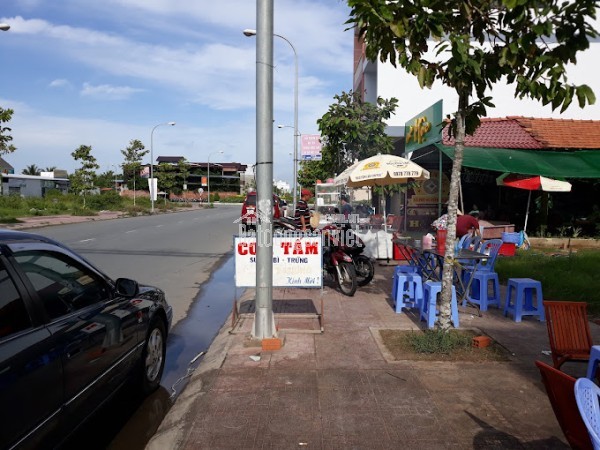 Cặp 2 nền liền kề, Mặt tiền Nguyễn Công Bình, TP Mỹ Tho. Ấp 2. Hướng Bắc.