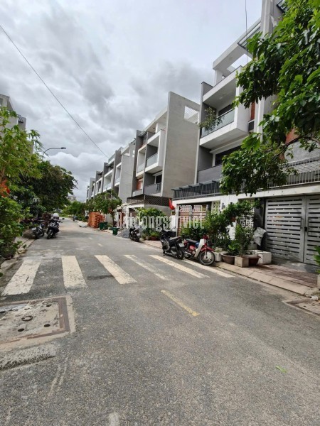 BÁN NHÀ XƯỞNG 685M² HẺM 1 TÂN THỚI NHẤT 08, Q.12 GẦN KÊNH THAM LƯƠNG