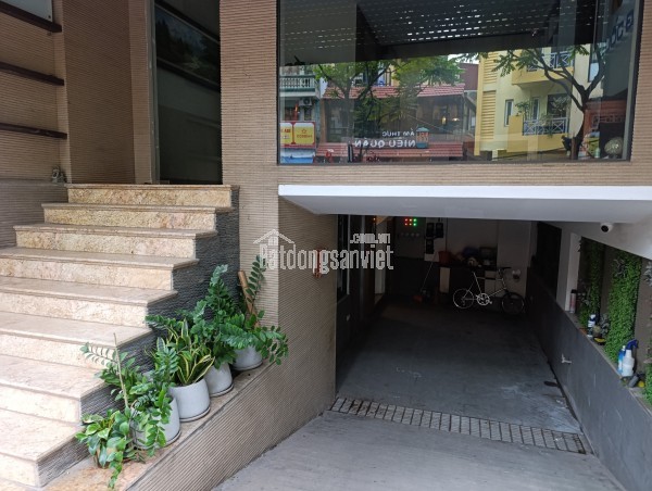 Mặt phố Phan Kế Bính, Ba Đình, dt 105m, 9 tầng, mặt tiền khủng 10.5m, sổ siêu vuông CHỈ 88 tỷ