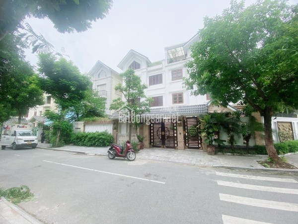 Cho thuê biệt thự Trung Văn Olympia, 150m2, 4 tầng đủ đồ đẹp, giá tốt