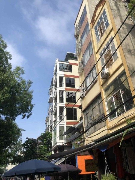 Bán nhà phân lô mặt phố sát bưu điện Hà Đông, 3 tầng, chỉ 9.x tỉ