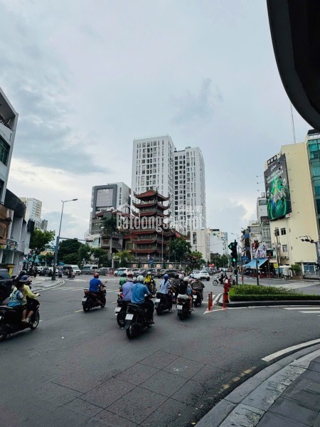 CĂN GÓC 2 MẶT TIỀN ĐẸP – TRƯƠNG QUỐC DUNG GIAO NGUYỄN VĂN TRỖI, PHÚ NHUẬN
