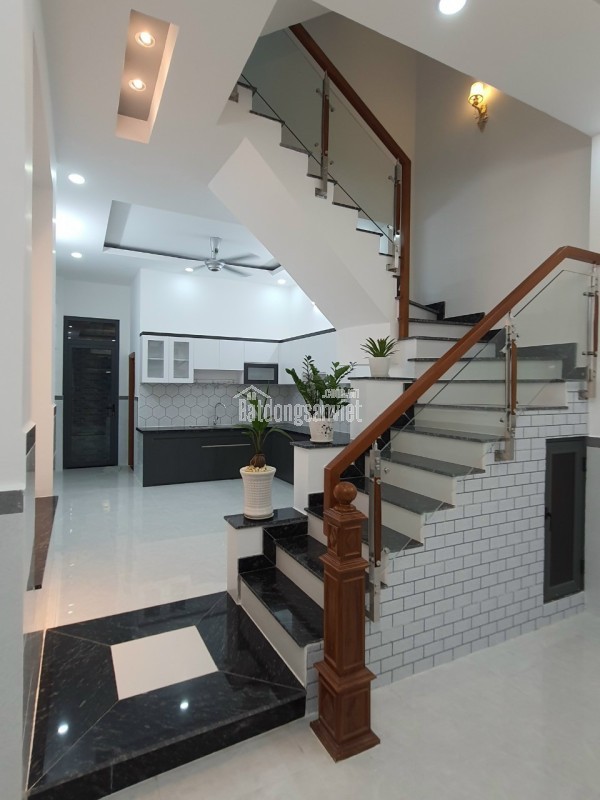 Bán nhà mới Trệt 2lầu đường số 6 Linh Xuân Thủ Đức TPHCM ,LH 0909428959.