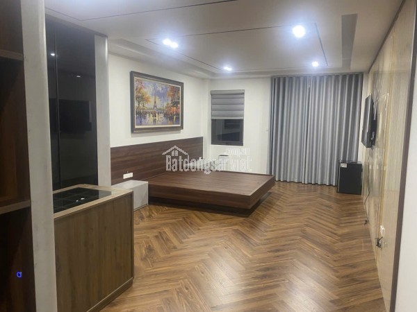 Chính chủ bán nhà Thạch Bàn 40m 6 tầng MT 4,5m ô tô, thang máy giá 8.9 tỷ