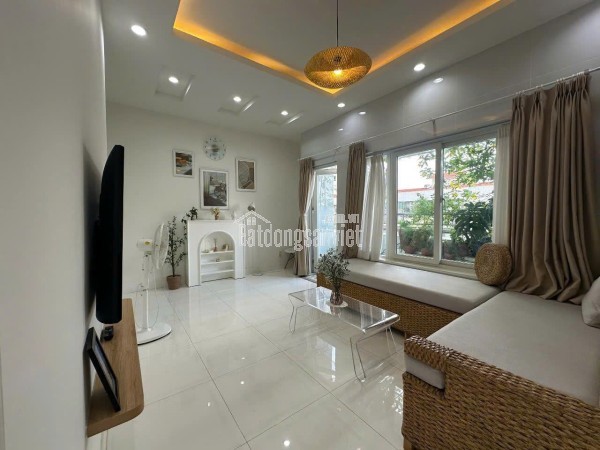 CHÍNH CHỦ BÁN CĂN HỘ GÓC 74M2 – FULL NỘI THẤT CAO CẤP -VIEW ĐẸP