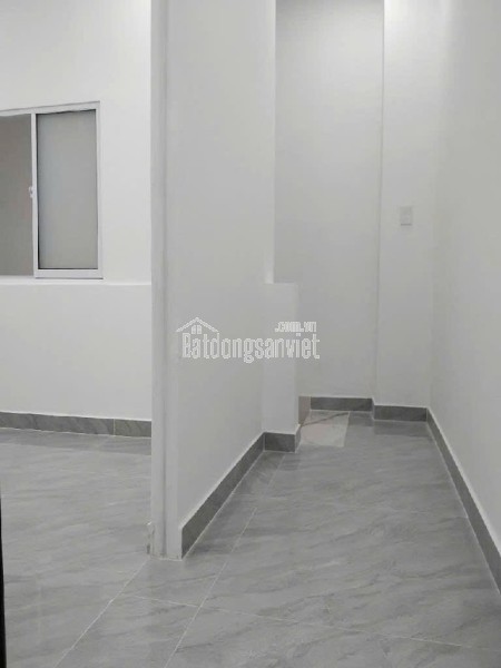VỊ TRÍ ĐẸP + HIẾM + TC THẤP - NHÀ MỚI TINH Ở NGAY.