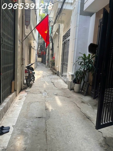 Nhà Giải Phóng - Phương Liệt - 37m2, 4T - 6.93 tỷ(CTL) - Lô góc- 20m ra Giải Phóng - Cạnh ĐH Kinh