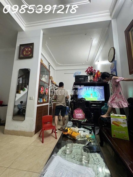 Nhà Giải Phóng - Phương Liệt - 37m2, 4T - 6.93 tỷ(CTL) - Lô góc- 20m ra Giải Phóng - Cạnh ĐH Kinh