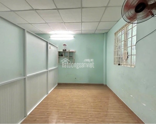 BÁN NHÀ 2 MẶT TIỀN HẺM XE HƠI NGAY HÀ ĐÔ - Q.10 - GIÁ CHỈ 7.9 TỶ!