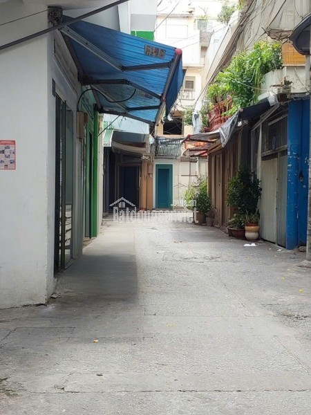 BÁN NHÀ 2 MẶT TIỀN HẺM XE HƠI NGAY HÀ ĐÔ - Q.10 - GIÁ CHỈ 7.9 TỶ!