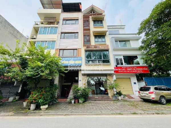 Vị trí ngõ 92 to rộng đẹp nhất tuyến phố Nguyễn Khánh Toàn, ngõ ô tô tránh, nhà mình cách ô tô