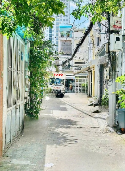 Bán nhà Quận 4- Doanh thu 3.6 tỷ/5năm- 6 Tầng 8 Căn hộ cao cấp duplex 52m2- HXH Nguyễn Khoái: 12 Tỷ