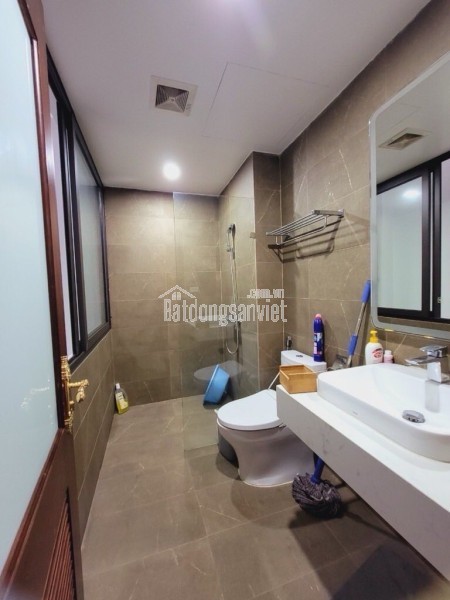 SIÊU PHẨM PHÂN LÔ - 7 TẦNG - THANG MÁY - MẶT TIỀN RỘNG - NGÕ OTO - NGÕ THÔNG - 42M - 14.5 TỶ .
