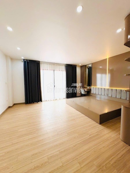 Bán nhà Thạch Bàn 50m 5 tầng Mt4.4m lô góc, oto giá 12.7 tỷ
