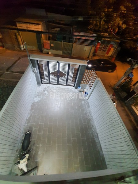 .Bán nhà góc 2 mặt tiền đường 11 trường thọ thủ đức,TPHCM LH 0909428959.