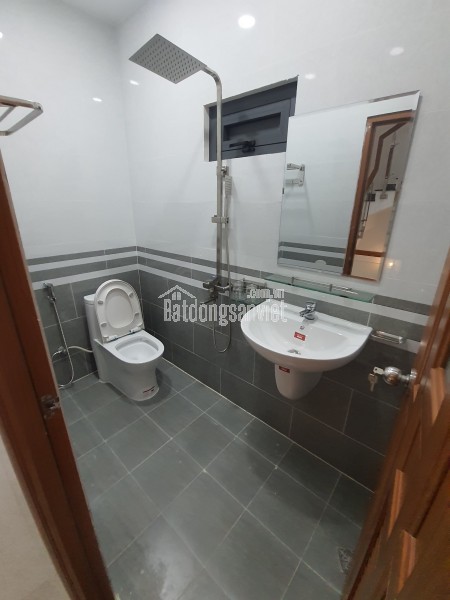 .Bán nhà góc 2 mặt tiền đường 11 trường thọ thủ đức,TPHCM LH 0909428959.