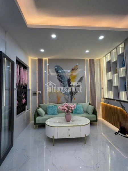 Bán Gấp Nhà Hẻm Dien Tich To Huỳnh Tấn Phát, Quận 7: 76m2, 3 Tầng, 5PN, Đông, Giá 6.8 Tỷ,
