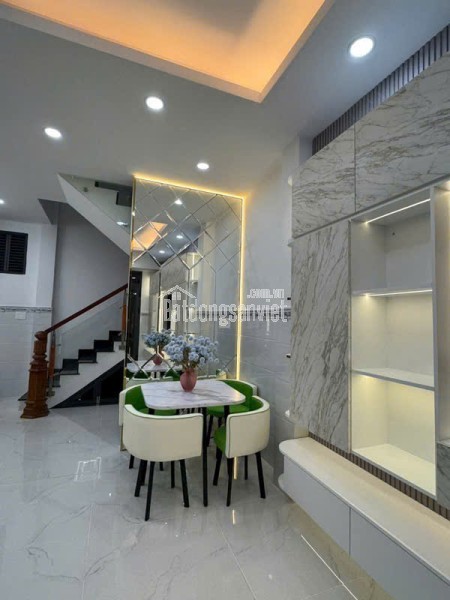 Bán Gấp Nhà Hẻm Dien Tich To Huỳnh Tấn Phát, Quận 7: 76m2, 3 Tầng, 5PN, Đông, Giá 6.8 Tỷ,