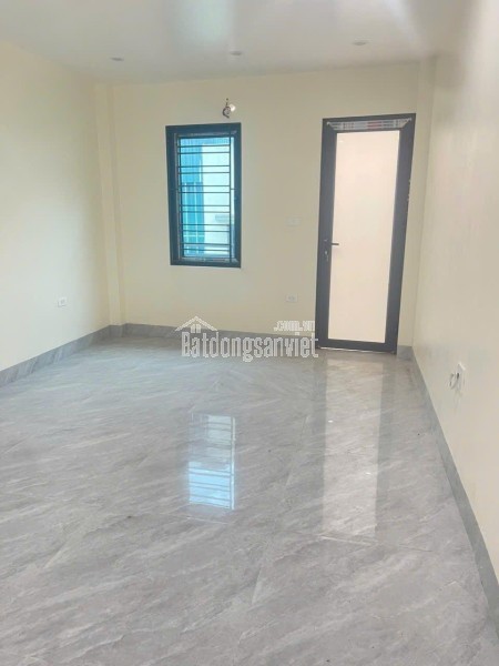 NHÀ MỚI KINH KONG ĐỊNH CÔNG -HOÀNG MAI – THOÁNG ĐẸP – NỞ HẬU – THANG MÁY – DT 40M – 6TẦNG -GIÁ