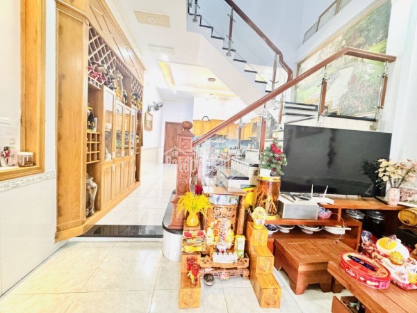 🏠 CẦN BÁN NHÀ 2 TẦNG TRUNG TÂM DĨ AN – ĐƯỜNG THÔNG – 95M² – GIÁ MỀM!