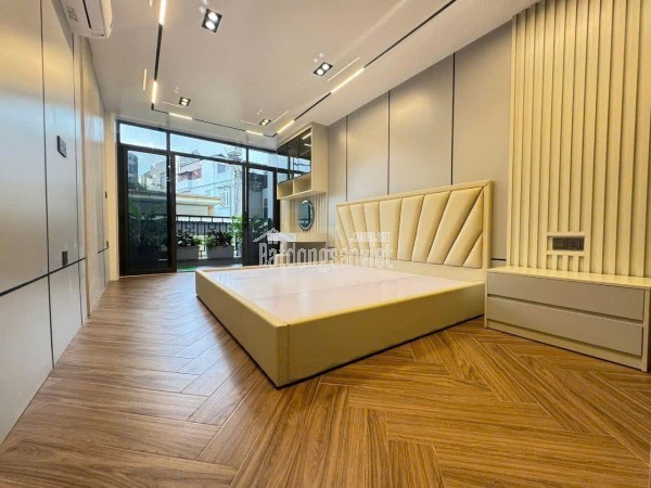 Bán nhà Đàm Quang Trung 40m 6 tầng MT4.9m thang máy, lô góc hơn 9 tỷ