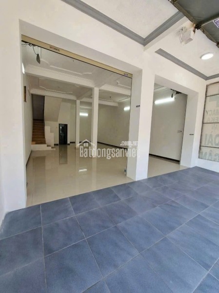 Cho thuê Mặt bằng kinh doanh nhà nguyên căn mặt đường số 91 Đặng Tất Thành phố Nha Trang, Khánh Hòa