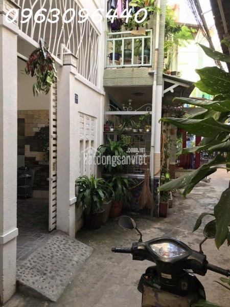 Bán Gấp Nhà Hẻm Huỳnh Tấn Phát, Quận 7, 36m2, 2 Tầng, 3PN, Sổ Đỏ, Giá Chỉ 6.1 Tỷ