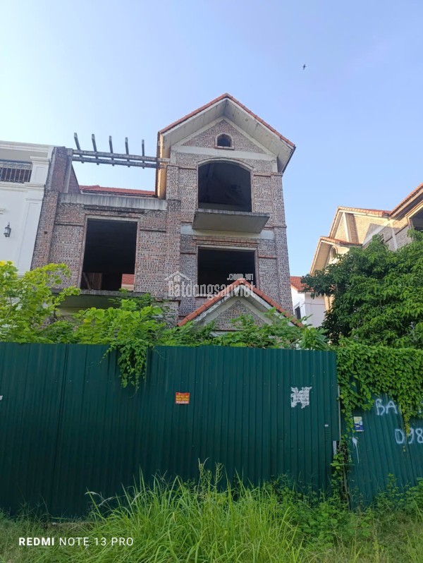 Bán Biệt Thự KĐTM Phú Lương- Hà Đông Full Nội Thất Vip Vỉa Hè Rộng 200m², 240m2 Giá Nhỉnh 40 Tỷ